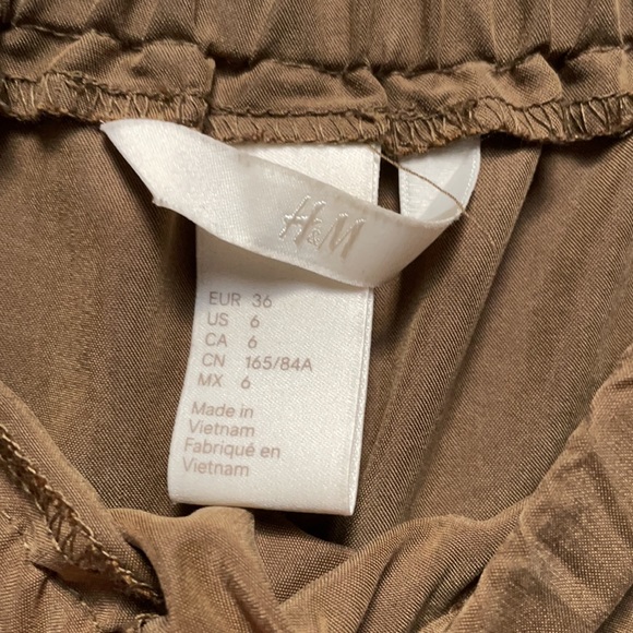 Olive coloured off the shoulder dress! - Picture 4 of 5